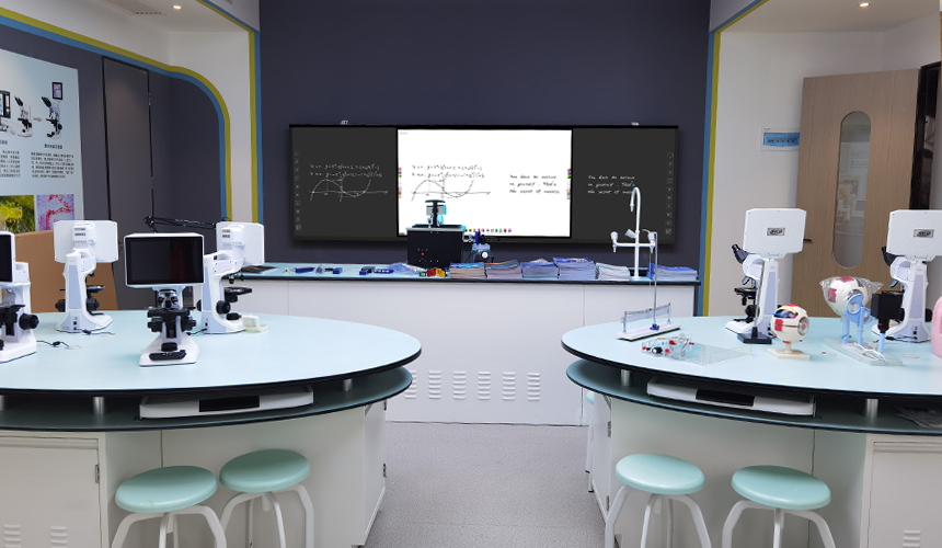 智慧黑板引領(lǐng)教育新潮流，多點觸控功能成標配